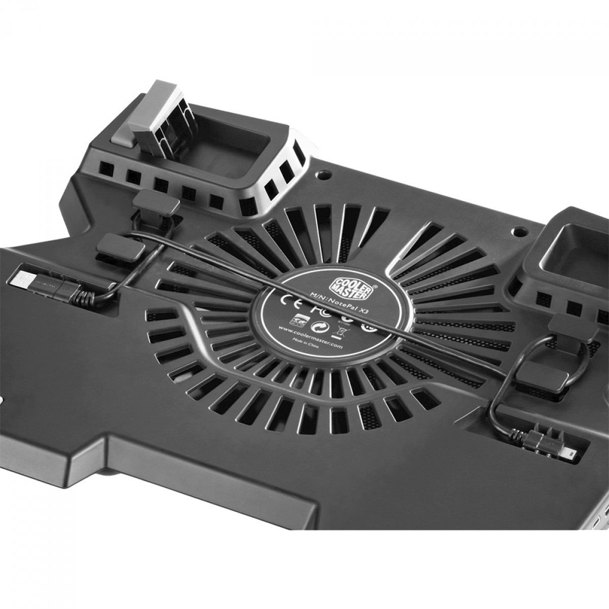 Base Para Notebook Cooler Master Notepal X3, até 17", Com Ventoinha de 200mm, Preto, R9-NBC-NPX3-GP