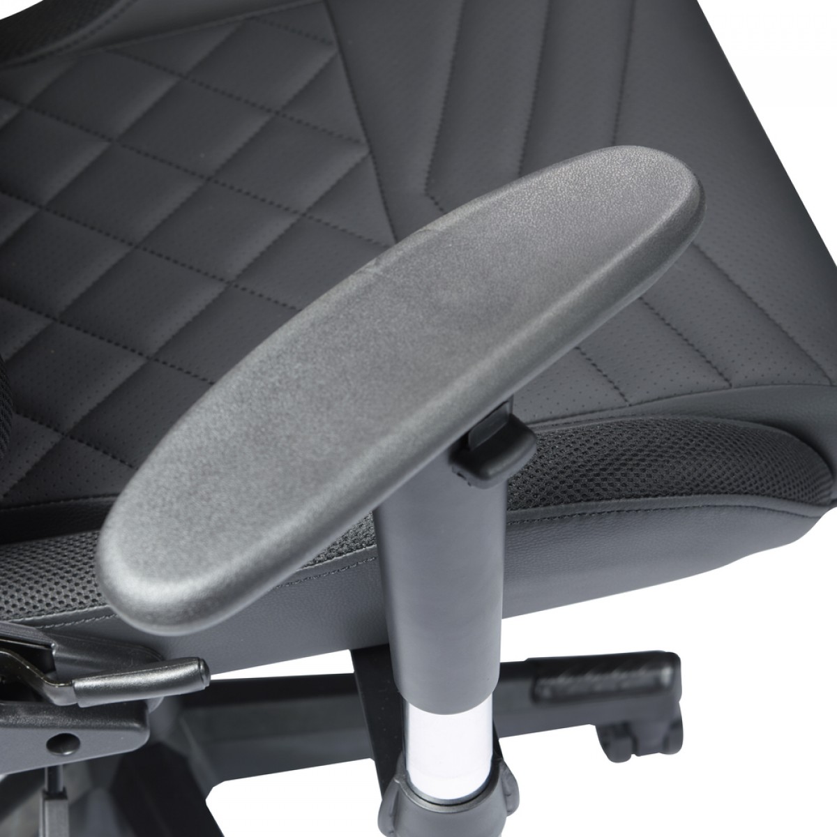 Cadeira Gamer Riotoro, Spitfire X1S, RGB, Reclinável, Black, GC-30X1S