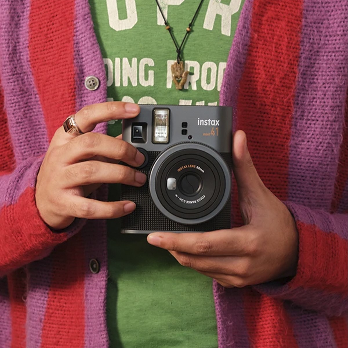 Câmera Instantânea Fujifilm Instax Mini 41, Analógica, Preto