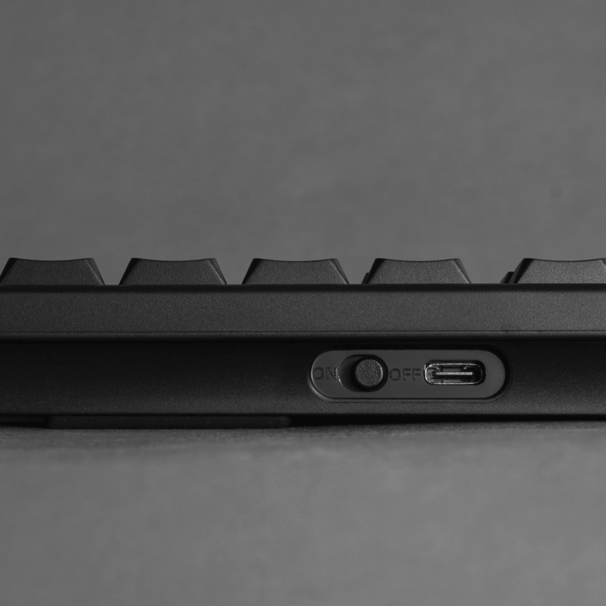 Combo Akko Mouse e Teclado Sem Fio MX108, 2,4 GHz e Bluetooth, Preto e Ciano