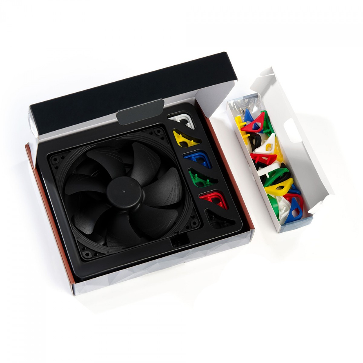 Cooler para Gabinete Noctua NF-A14 PWM Chromax.Black.Swap, 140mm, Preto