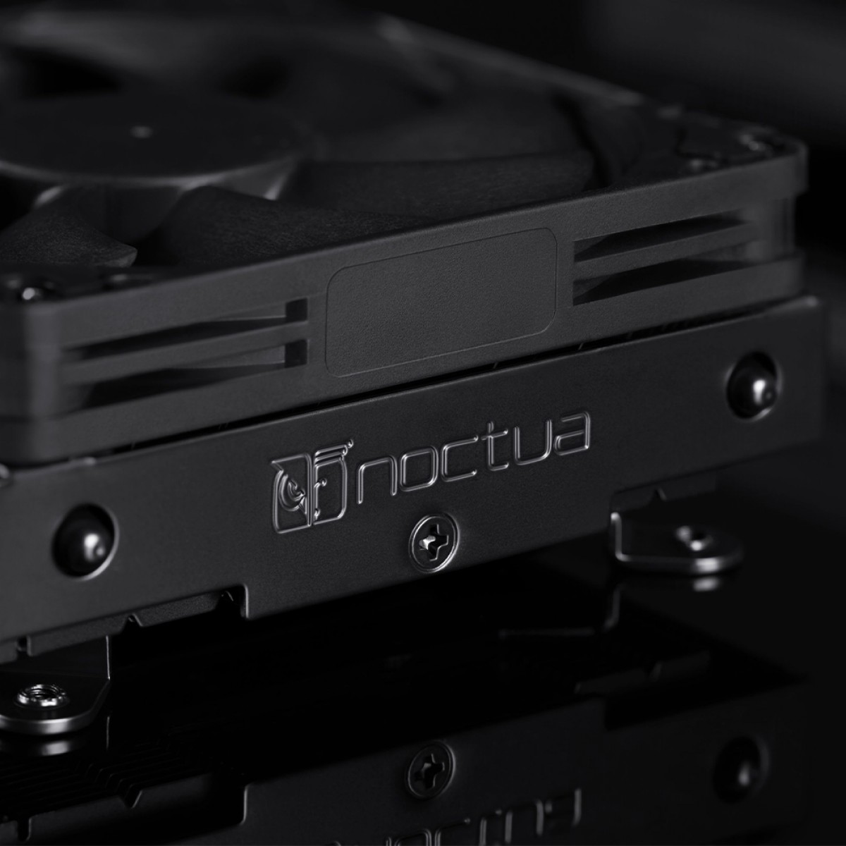 Cooler para Processador Noctua NH-L9i Chromax.black, 92mm, Intel, Preto