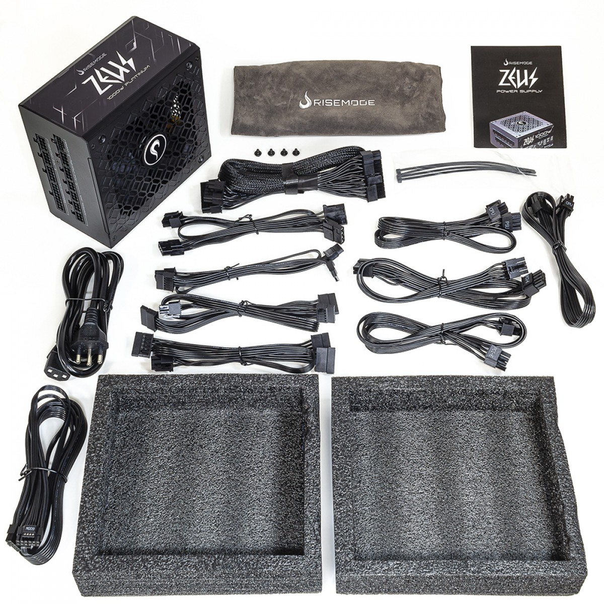 Fonte Rise Mode Zeus, 1000W, Full Modular, 80 Plus Platinum, PFC Ativo, Preto, RM-PSU-01-PA-1000