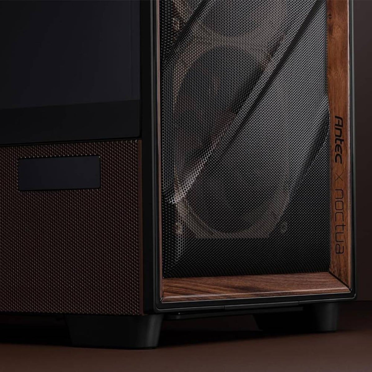 Gabinete Gamer Antec Flux Pro Noctua Edition, Mid Tower, Vidro Temperado, E-ATX, Com 6 Fans, Preto/Marrom