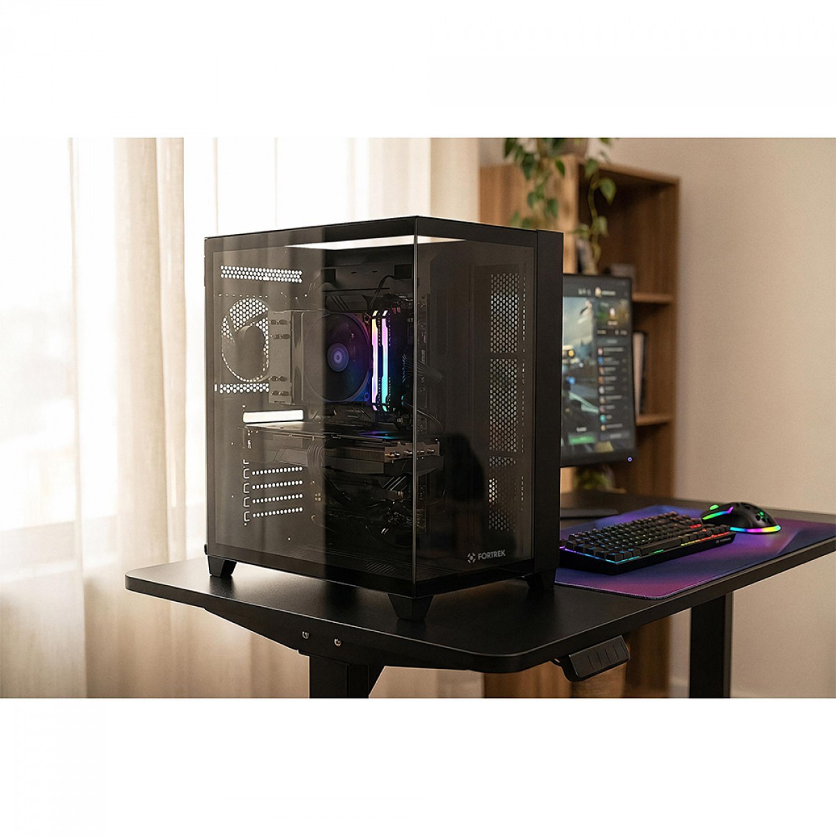 Gabinete Gamer Fortrek Clarity Full Glass Aquário Black, Mid Tower, Vidro Temperado, ATX, Preto, Sem Fonte, Sem Fans