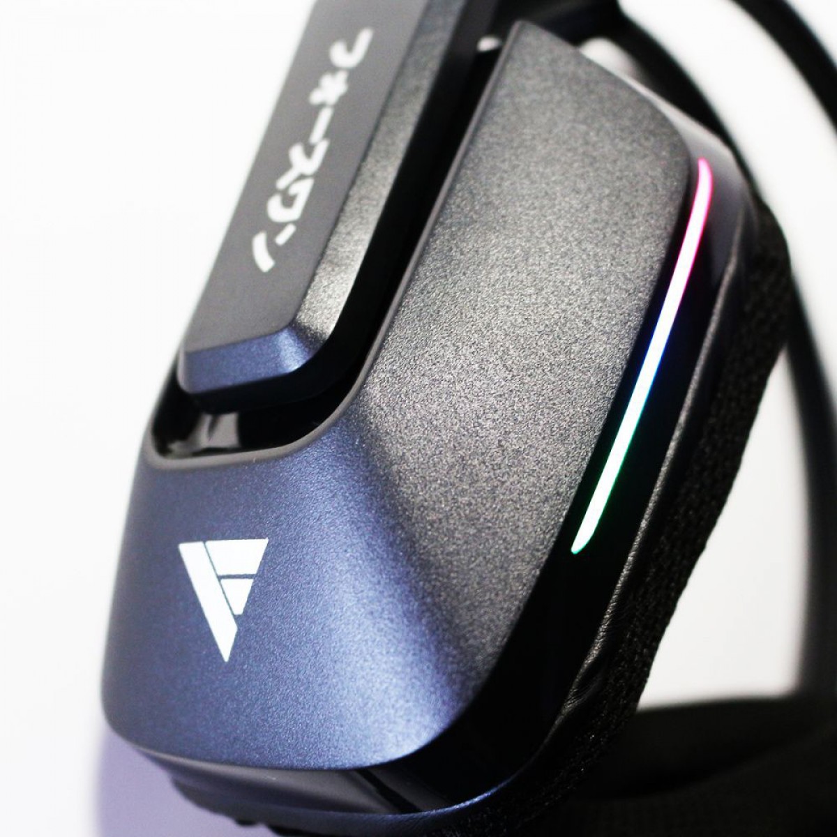 Headset Gamer Force One Voltan, USB, Drivers de 50mm, Preto