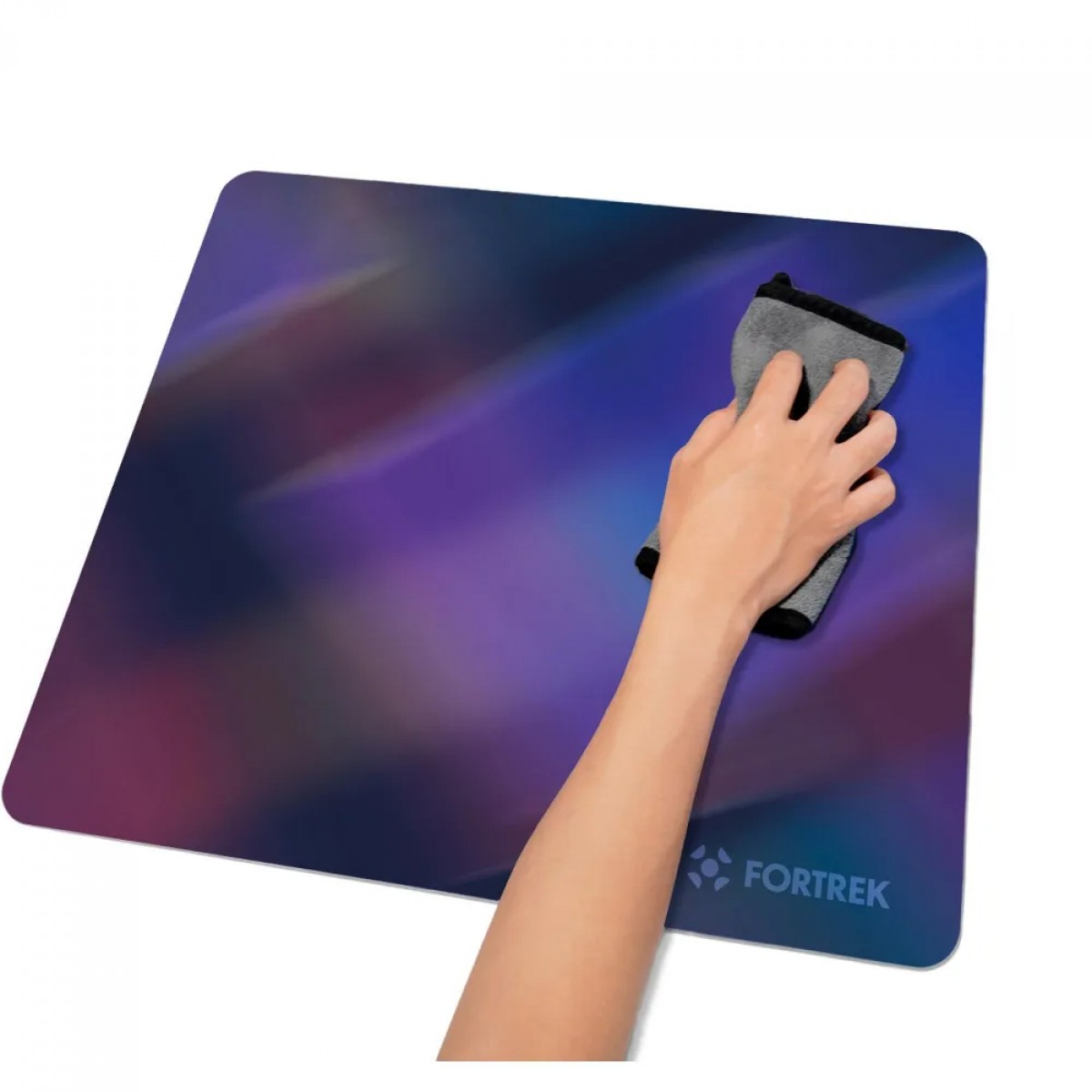 Mousepad Gamer Fortrek Quickglass Pro, Com Infusão de Vidro, 490x420mm, Preto
