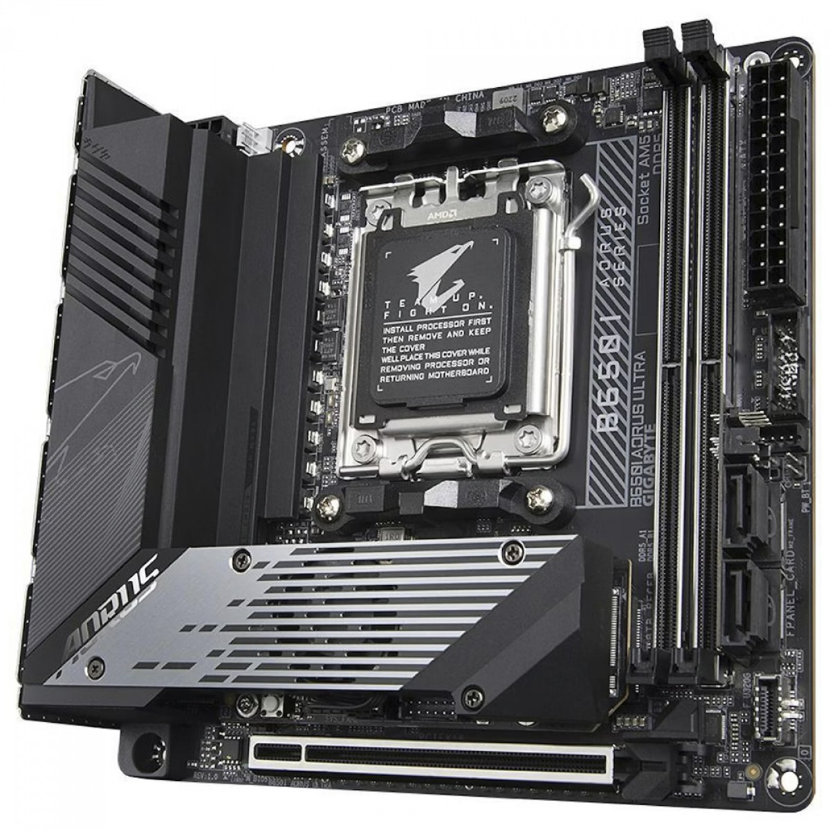 Placa Mãe Gigabyte B650i Aorus Ultra, Chipset B650, AMD AM5, Mini-ITX, WiFi, DDR5
