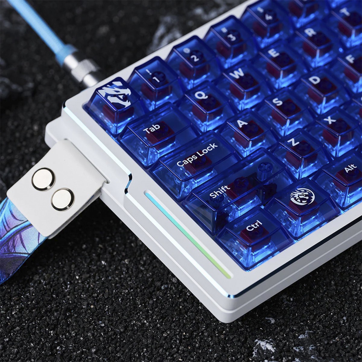 Teclado Magnético Gamer ATK Edge 60HE Leviatan, RGB, Switch TTC RGB Magneto, 60%, ANSI, Branco