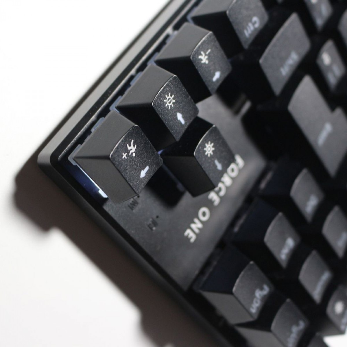 Teclado Mecânico Gamer Force One Atlas TKL, USB, ABNT2, Preto